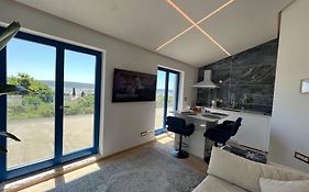 Sea View 2 Bedroom Apartment
